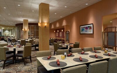 Embassy Suites Omaha-La Vista/Hotel & Conference Center