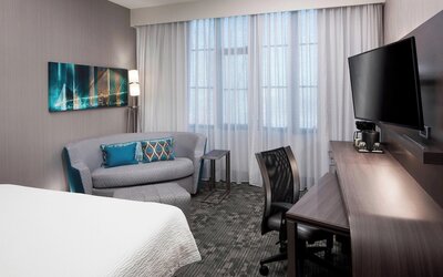 Courtyard by Marriott Omaha Downtown