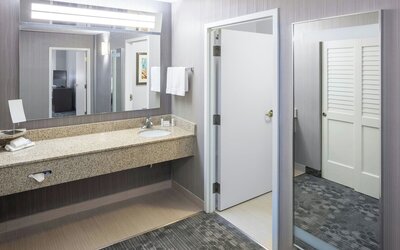 Courtyard by Marriott Omaha Downtown
