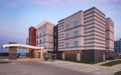 Fairfield by Marriott Inn & Suites Omaha at MH Landing