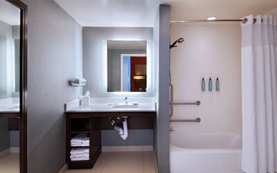 Residence Inn by Marriott Omaha Aksarben Village