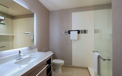 Residence Inn by Marriott Omaha Aksarben Village