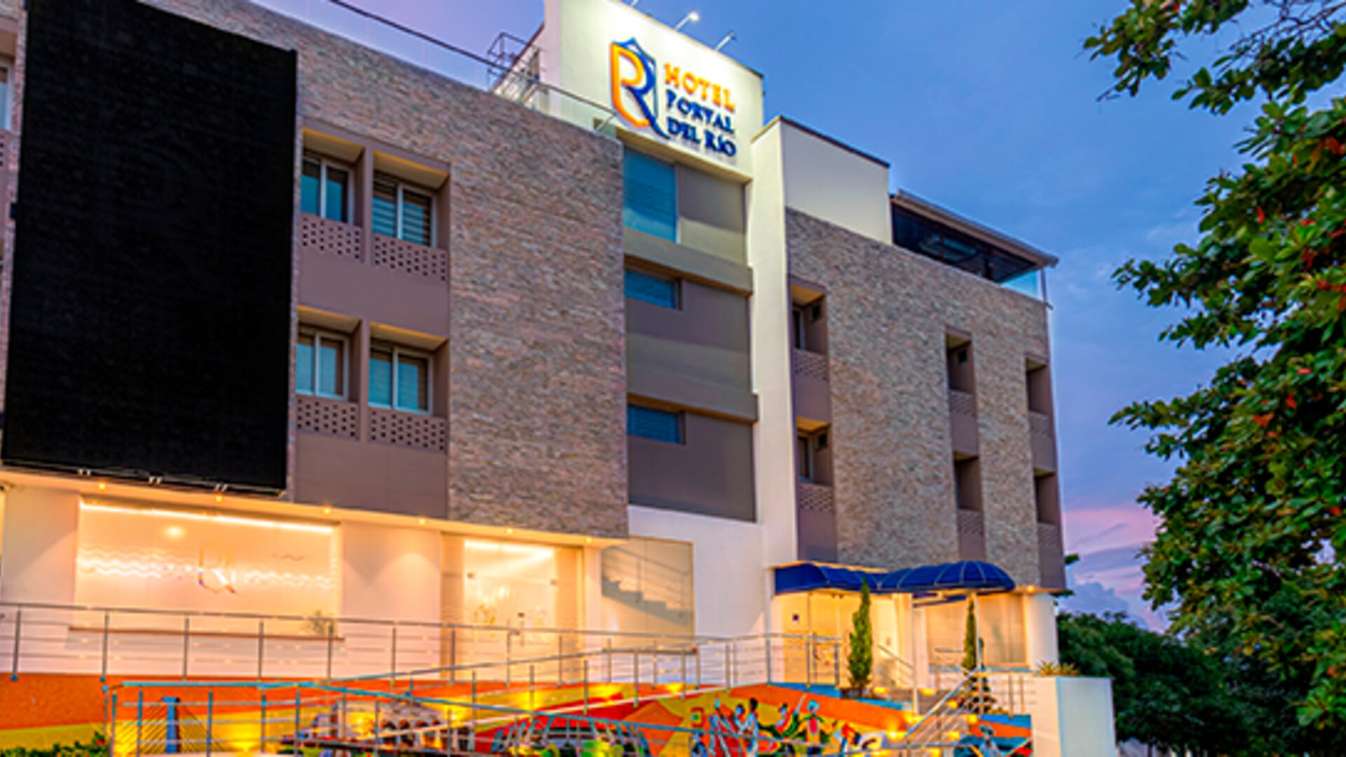 Hotel Portal Del Río