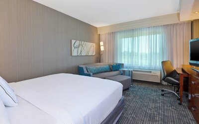 Courtyard by Marriott Omaha La Vista