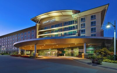 Courtyard by Marriott Omaha La Vista