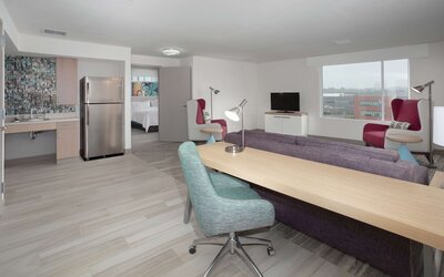 Hilton Garden Inn Omaha Aksarben Village