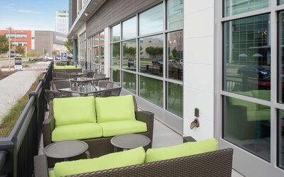 Hilton Garden Inn Omaha Aksarben Village
