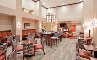 Hampton Inn & Suites Omaha Southwest-La Vista