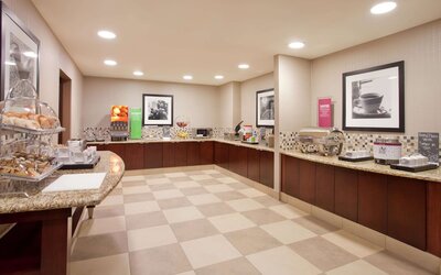 Hampton Inn & Suites Omaha Southwest-La Vista
