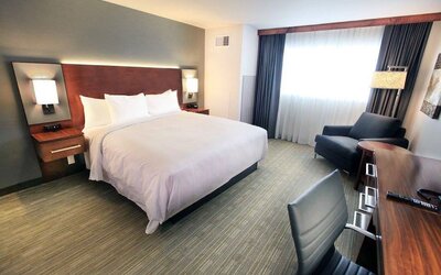 DoubleTree by Hilton Omaha Southwest