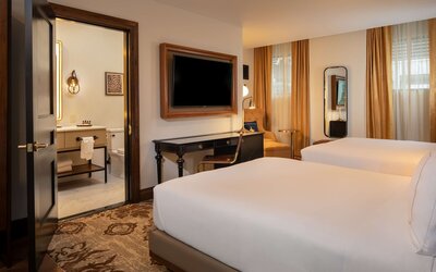 The Peregrine Omaha Downtown, Curio Collection by Hilton