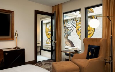 The Peregrine Omaha Downtown, Curio Collection by Hilton