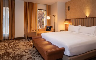 The Peregrine Omaha Downtown, Curio Collection by Hilton