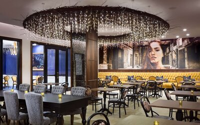 The Peregrine Omaha Downtown, Curio Collection by Hilton