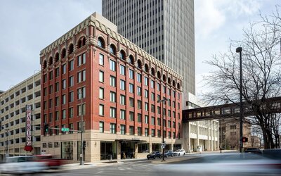 The Peregrine Omaha Downtown, Curio Collection by Hilton