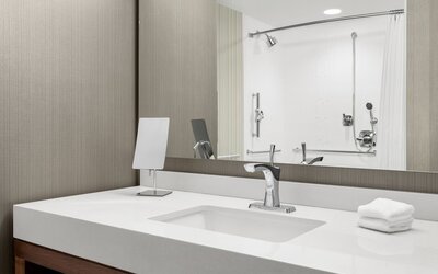 Courtyard by Marriott Omaha East/Council Bluffs, IA