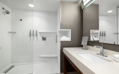 Courtyard by Marriott Omaha East/Council Bluffs, IA