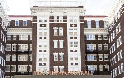 Kimpton Cottonwood by IHG
