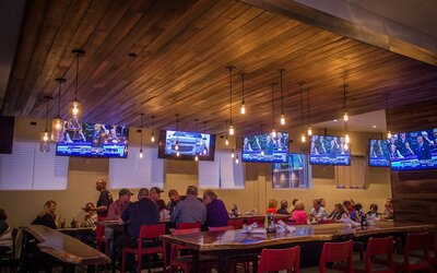 Holiday Inn Omaha Downtown - Waterpark by IHG