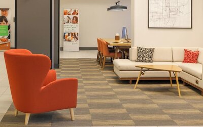 Holiday Inn Omaha Downtown - Waterpark by IHG
