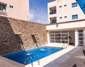 Hotel Continental Plaza