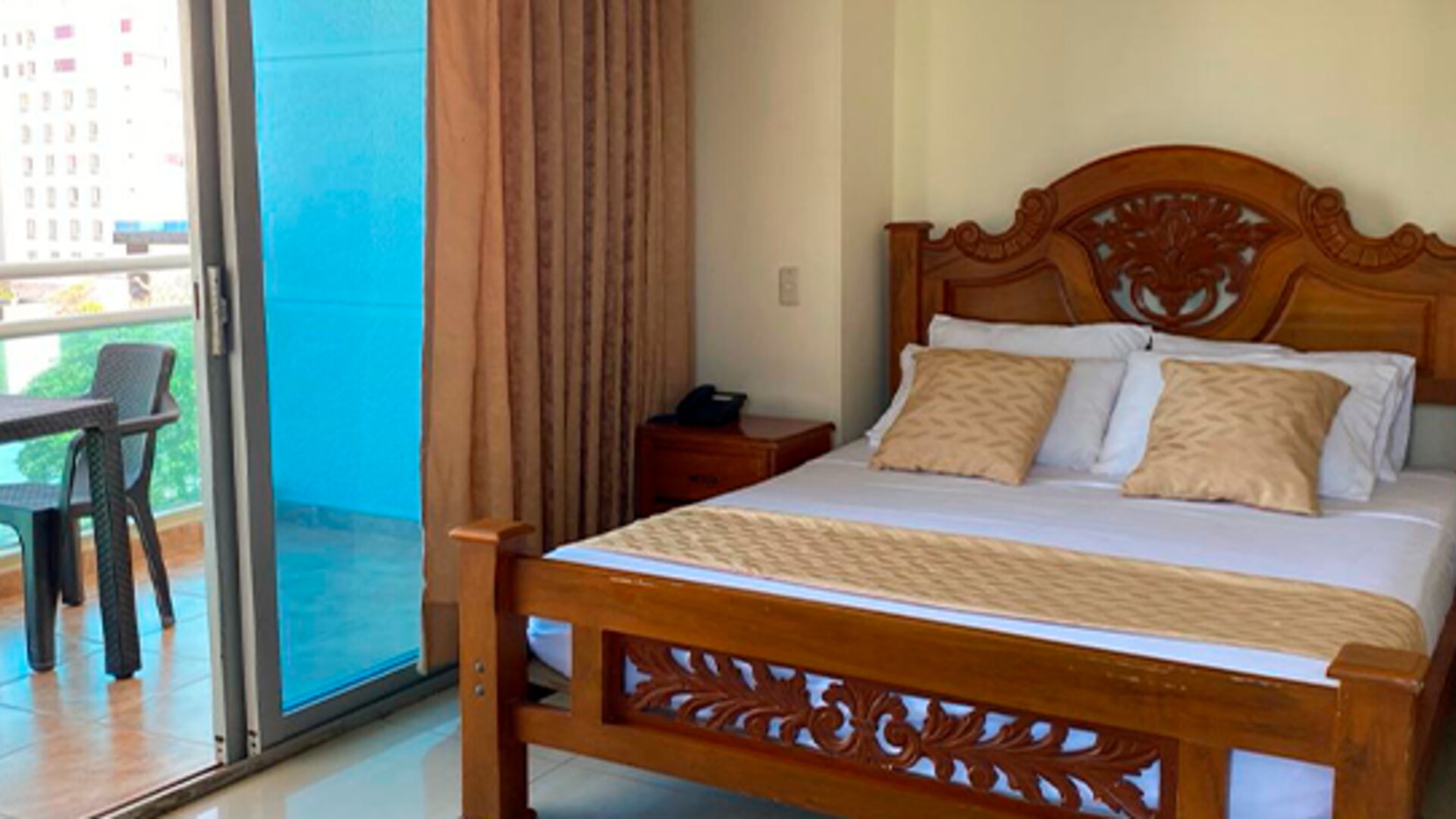 Hotel Continental Plaza