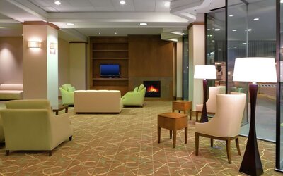 DoubleTree by Hilton Omaha Downtown