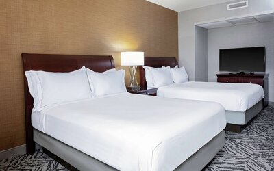 DoubleTree by Hilton Omaha Downtown
