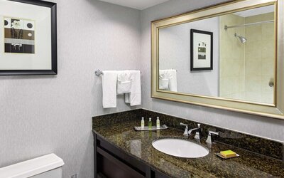 DoubleTree by Hilton Omaha Downtown