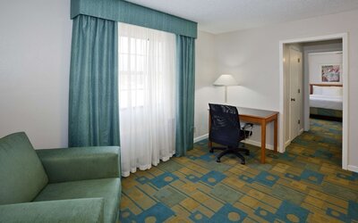 La Quinta Inn by Wyndham Omaha West
