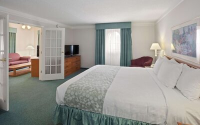 La Quinta Inn by Wyndham Omaha West