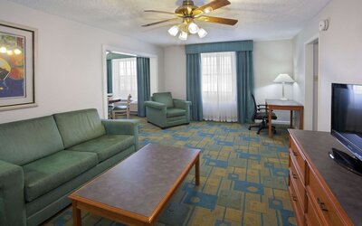 La Quinta Inn by Wyndham Omaha West