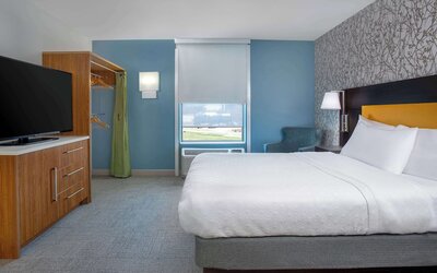 Home2 Suites by Hilton Omaha West, NE