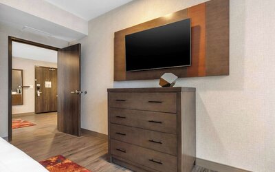 Cambria Hotel Omaha Downtown