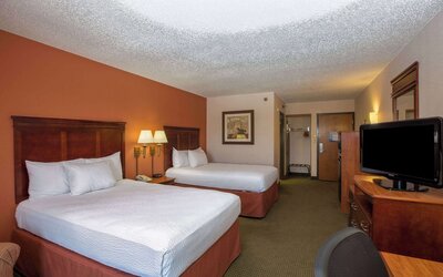 AmericInn by Wyndham Omaha