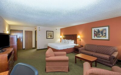 AmericInn by Wyndham Omaha