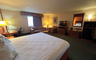AmericInn by Wyndham Omaha