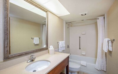 AmericInn by Wyndham Omaha