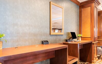 Wyndham Omaha / West Dodge