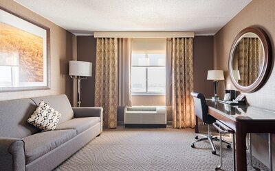 Wyndham Omaha / West Dodge