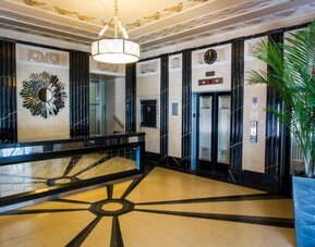 Hotel Deco
