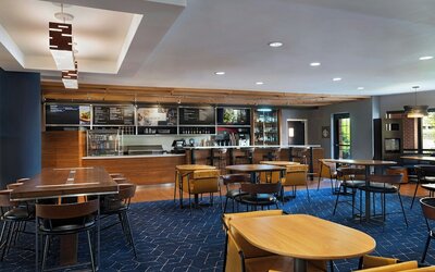 Courtyard Marriott Aksarben Village