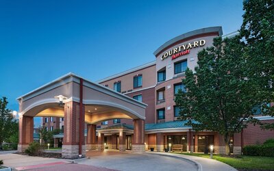 Courtyard Marriott Aksarben Village