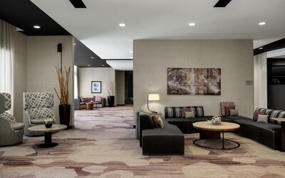 Courtyard by Marriott Omaha Bellevue Beardmore Event Center