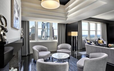 Loews Philadelphia Hotel