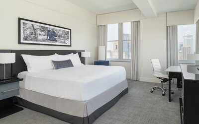 Loews Philadelphia Hotel