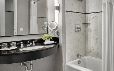 Loews Philadelphia Hotel