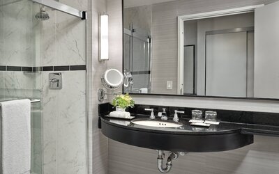 Loews Philadelphia Hotel