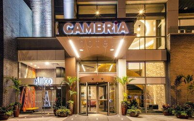 Cambria Hotel Philadelphia Downtown - Center City