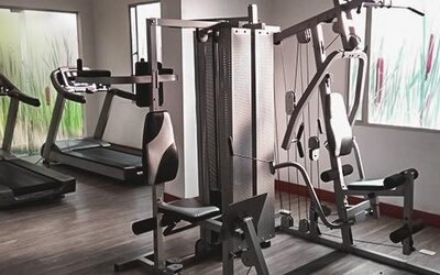 Hotel Factory Green (Calle 80 Occidente)